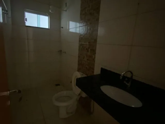 Imagem 4: Casa 2 Quartos com Suíte e Garagem para 2 Carros