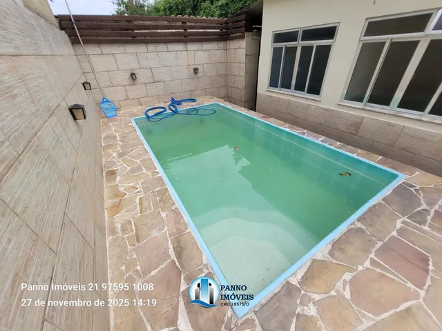 Imagem: Casa com Piscina