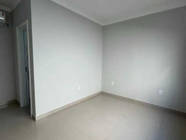 Imagem 11: Imóvel Impecável no Centro de Camboriú: 3 Quartos, 1 Suíte, 2 Salas, 2 Banheiros, 2