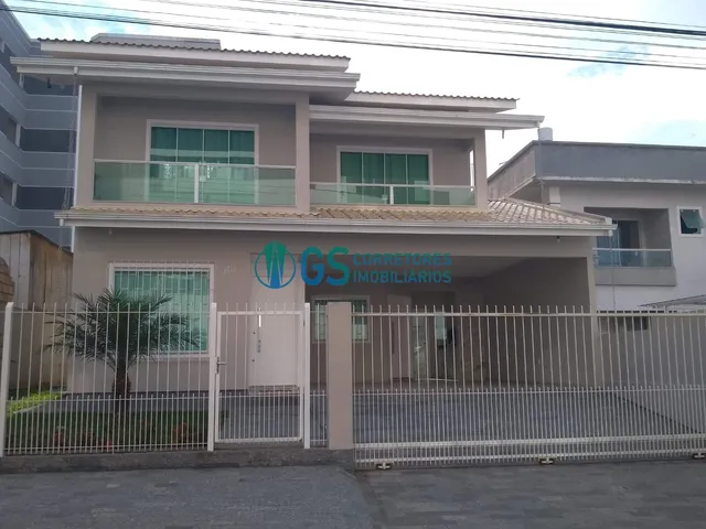 Imagem: Casa com ótima localização no Pagani!