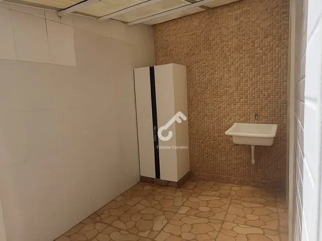 Imagem 9: ESTRADA DO COCO, Abrantes. Village duplex composto de 3 quartos sendo 2 suítes