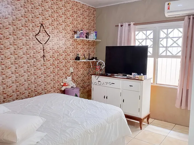 Imagem 11: Casa À Venda no Bairro Espinheiros - Itajaí/Sc