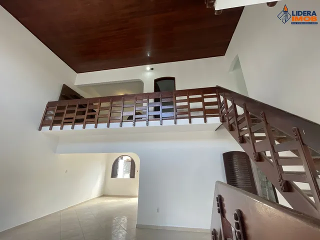 Imagem 5: Casa de Alto Padrão, com piscina para locação, em rua pública, Cidade Nova, Feira de