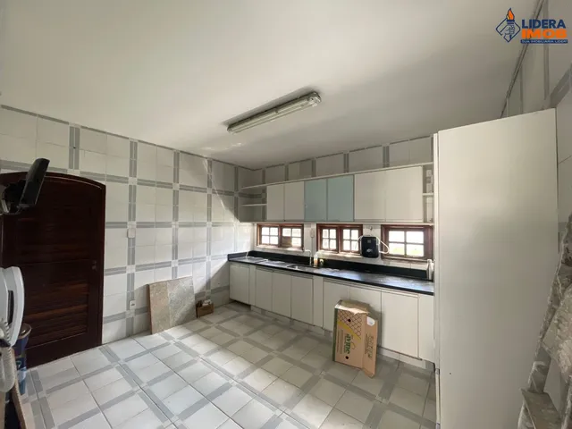 Imagem 7: Casa de Alto Padrão, com piscina para locação, em rua pública, Cidade Nova, Feira de