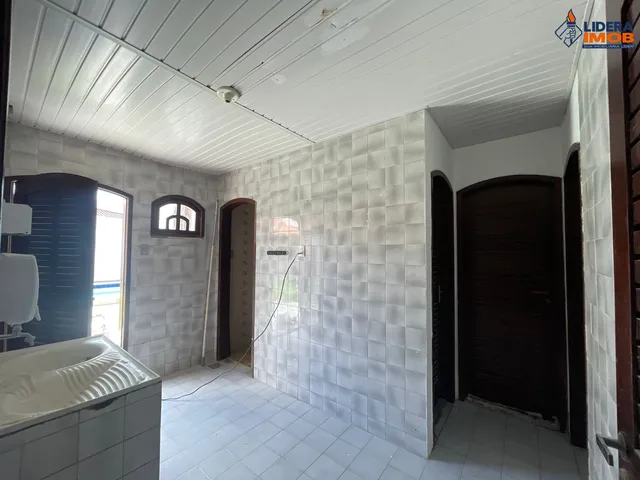 Imagem 9: Casa de Alto Padrão, com piscina para locação, em rua pública, Cidade Nova, Feira de