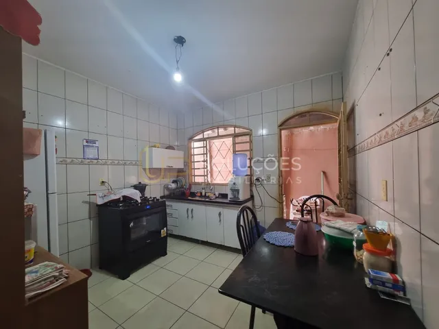 Imagem 2: Casa 3 Quartos (Suíte), Escriturado