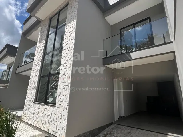 Imagem: ENCANTADORA CASA DE 3 DORMITÓRIOS SENDO