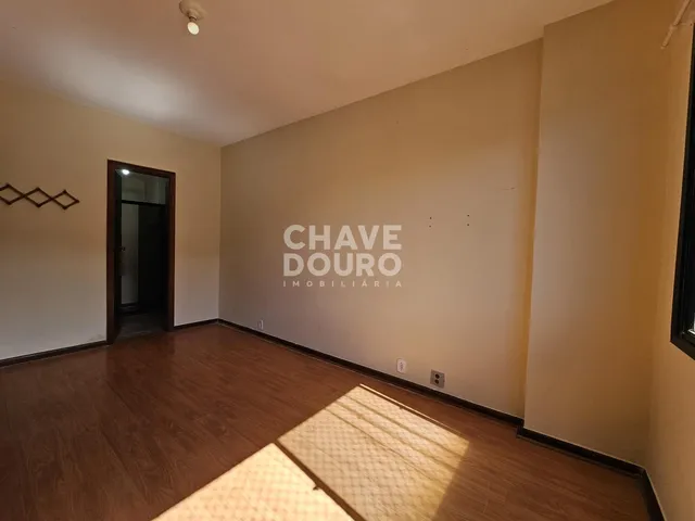 Imagem 14: Apartamento com varanda, 2quartos (sendo 1suíte) +1quarto reversível e vaga, para venda