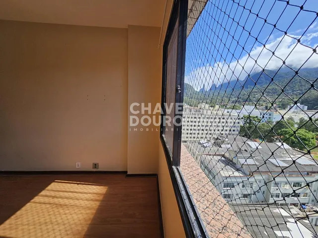 Imagem 13: Apartamento com varanda, 2quartos (sendo 1suíte) +1quarto reversível e vaga, para venda