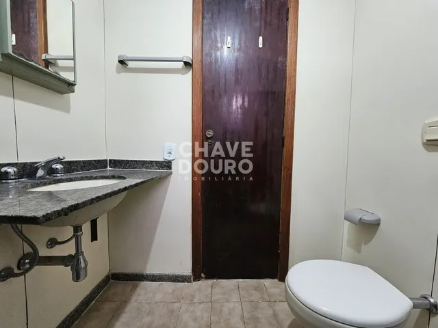 Imagem 12: Apartamento com varanda, 2quartos (sendo 1suíte) +1quarto reversível e vaga, para venda