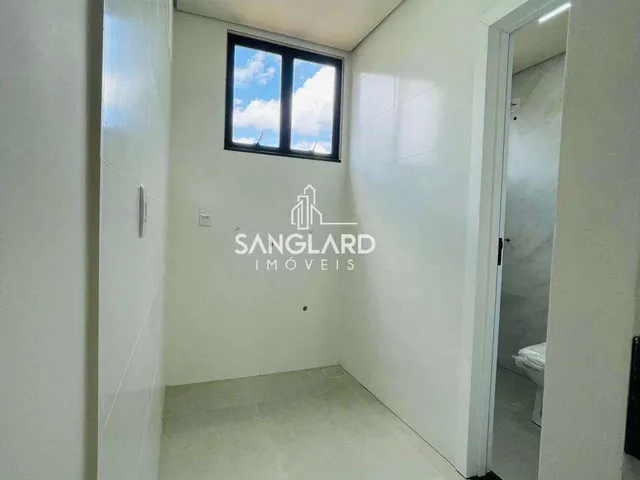 Imagem 3: Casa Duplex, com Suíte, À Venda no Vila Militar