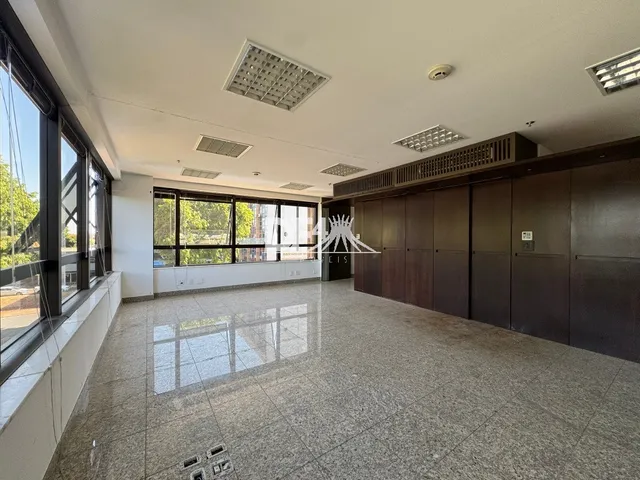 Imagem 14: Ed. Business Point sala com 215,14 m² de área privativa, este conjunto de 6 salas de