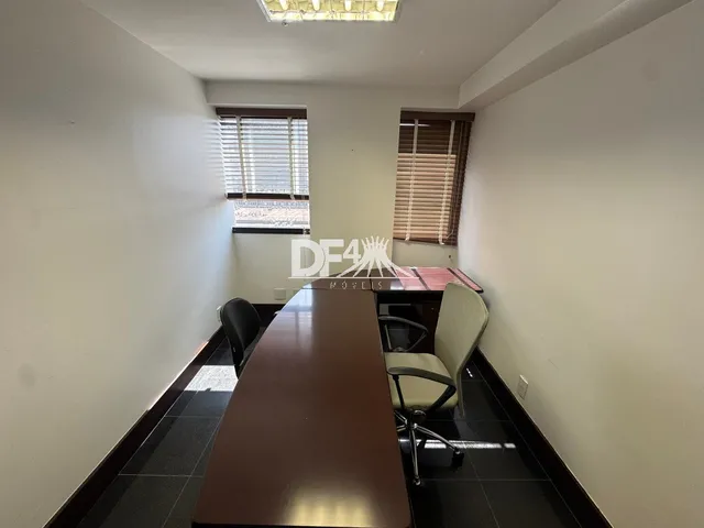 Imagem 16: Edifício Terra Brasilis, na Asa Sul,2 salas amplas, com divisórias para adequar a sua