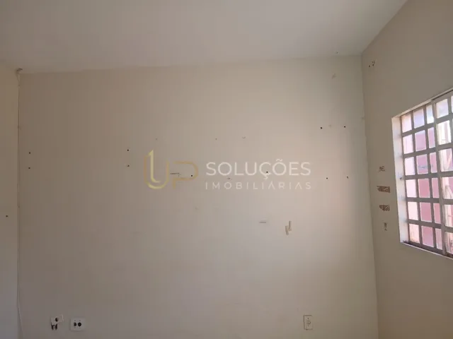 Imagem 3: Casa Padrão, 3 Quartos(1Suíte),3 Vagas, DCE, Laje