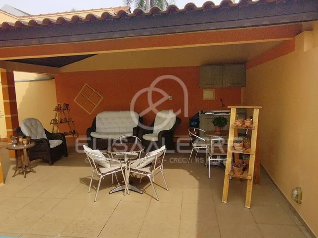 Imagem 4: Casa de alto padrão no Centro de Nova Santa Rita