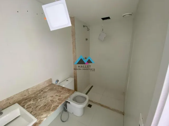 Imagem 2: Excelente apartamento de luxo, com 3 suítes, 181,10 m², com 2 vagas de garagem, à