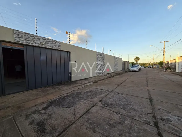 Imagem 4: Casa Espaçosa, Terreno Gigante e Preço de Oportunidade