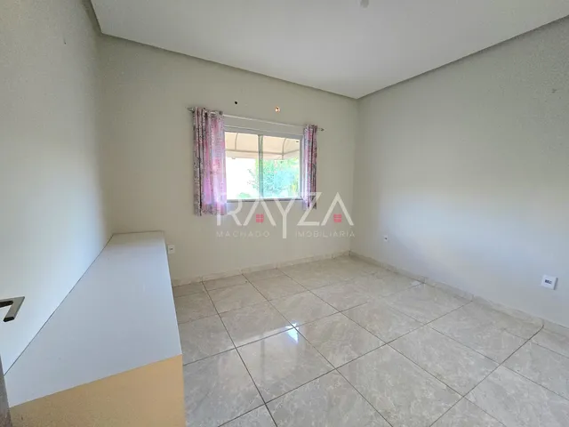 Imagem 12: Casa Espaçosa, Terreno Gigante e Preço de Oportunidade