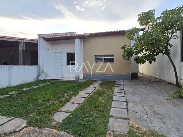 Imagem: A casa possui 1 Dormitório, 1 Banheiro, 1 Vaga na garagem,