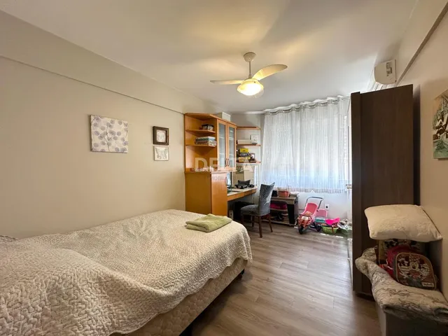 Imagem 3: Apartamento amplo com 78m² de área privativa, 02 quartos, 01 vaga de garagem, sacada