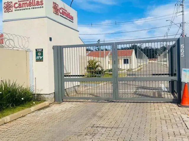 Imagem: Casa de Condomínio À Venda em Cachoeirinha
