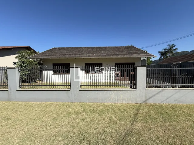 Imagem: Casa com 3 dormitórios à venda, 250,76m²