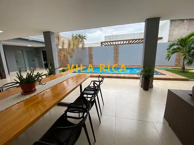 Imagem 6: Casa Moderna com 3 Suítes Sendo Uma Master com Closet, Sala Pé Direito Duplo com Dois