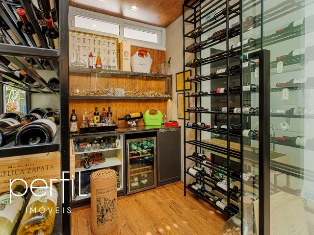Imagem 8: Casa Porteira Fechada com 3 Suítes e 3 Vagas de Garagem Cobertas em Condomínio Fechado