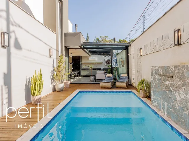 Imagem 7: Casa Porteira Fechada com 3 Suítes e 3 Vagas de Garagem Cobertas em Condomínio Fechado