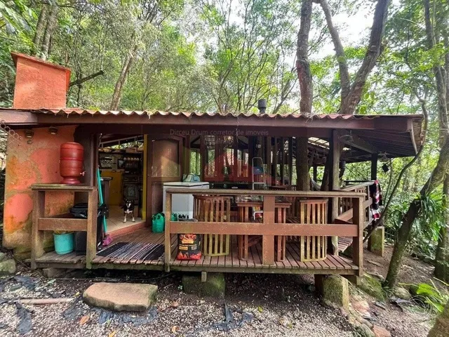 Imagem 3: Sítio das CABANAS à venda no bairro Ratones, Florianópolis- SC