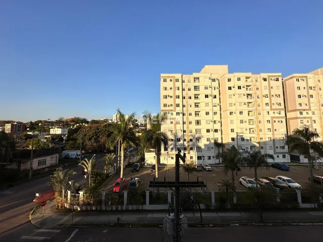 Imagem 14: Cobertura duplex semimobiliada, com 3 quartos, sendo 1 suíte, sacada, amplo terraço e 1