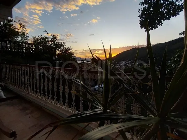 Imagem 15: Casa Duplex de 4 quartos, com 320m², à venda em São Francisco, Niterói/RJ