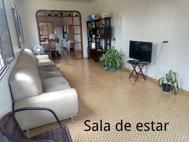 Imagem: Casa com 8 dormitórios à venda, 500 m²