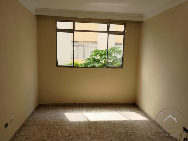 Imagem 4: Apartamento À Venda em Cotia, Jardim Caiapiá, com 2 Quartos, 52M²