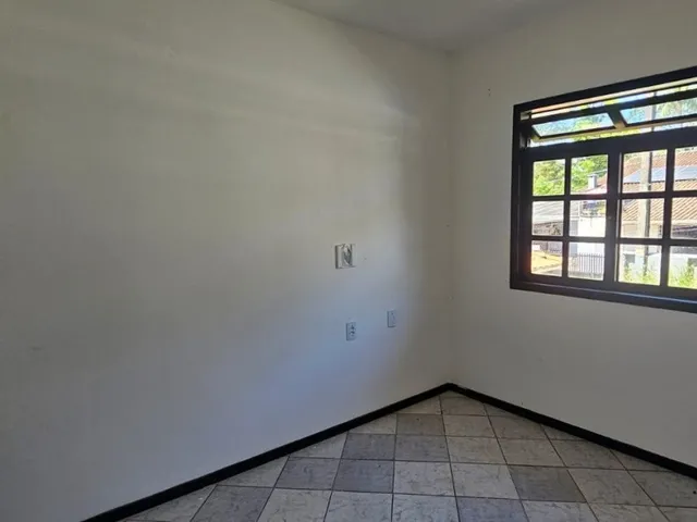 Imagem 2: Casa com 4 Apartamentos para Locação à Venda – Velha Central, Blumenau/SC