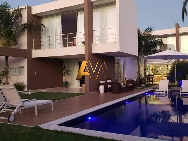 Imagem: Casa à venda no bairro Busca Vida - Camaçari/BA