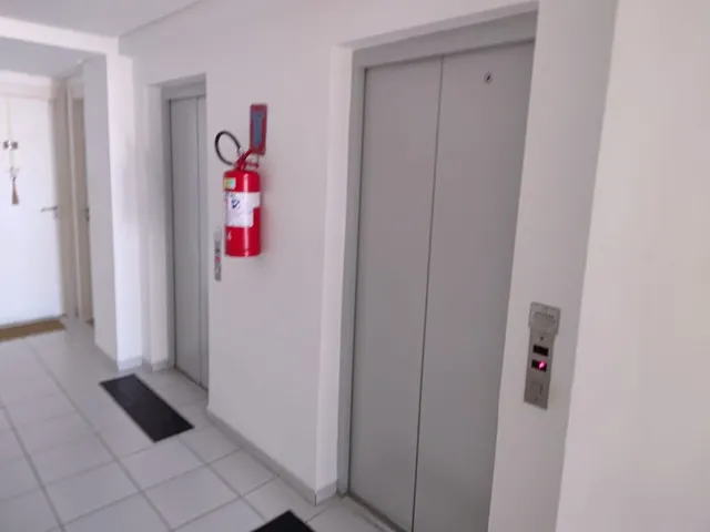 Imagem 15: Apartamento de 3 Quartos com 1 Suíte e 2 Vagas de Garagem no Bairro Boa Vista, Recife-PE