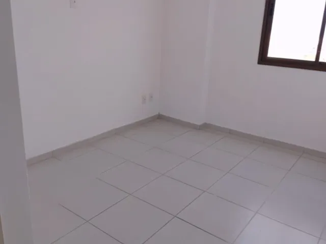 Imagem 7: Apartamento de 3 Quartos com 1 Suíte e 2 Vagas de Garagem no Bairro Boa Vista, Recife-PE