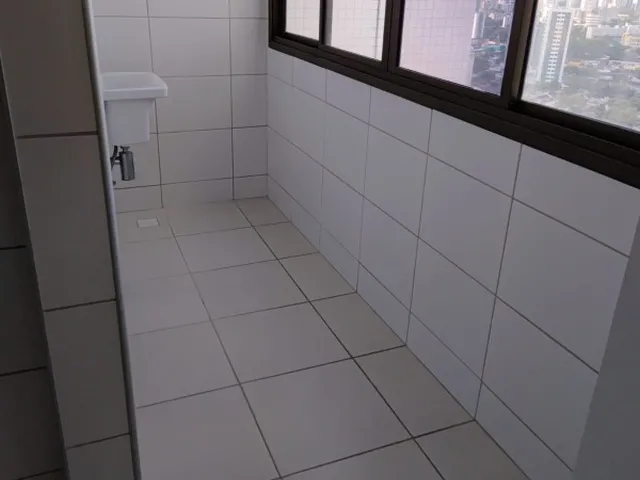 Imagem 13: Apartamento de 3 Quartos com 1 Suíte e 2 Vagas de Garagem no Bairro Boa Vista, Recife-PE