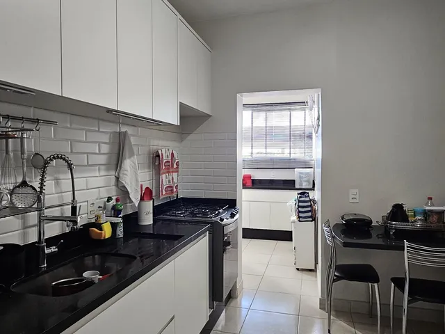 Imagem 16: Apartamento no Edifício Potiguara com 3 Quartos e Sol da Manhã