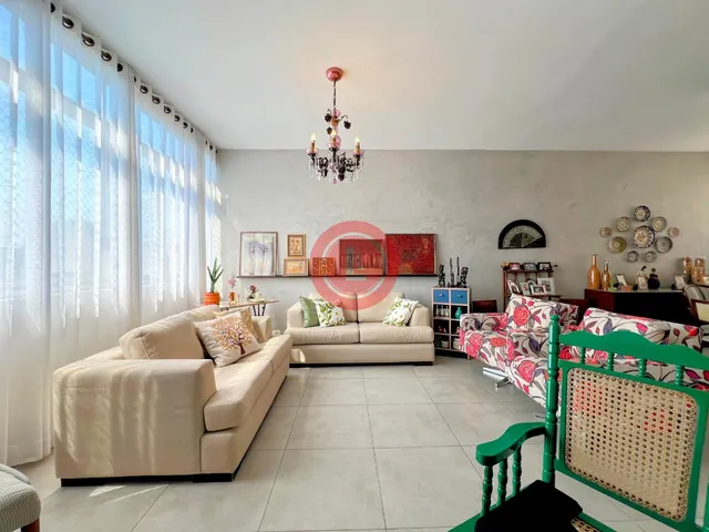 Imagem: Imóvel apartamento de 232 m2, um por andar