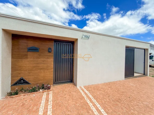 Imagem: Casa À Venda no Bairro Milenium - Araguari/Mg