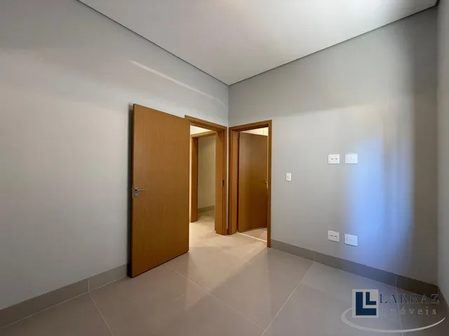 Imagem 2: Linda casa nova alto padrão para venda em Bonfim Paulista no charmoso Cond Vista Bella