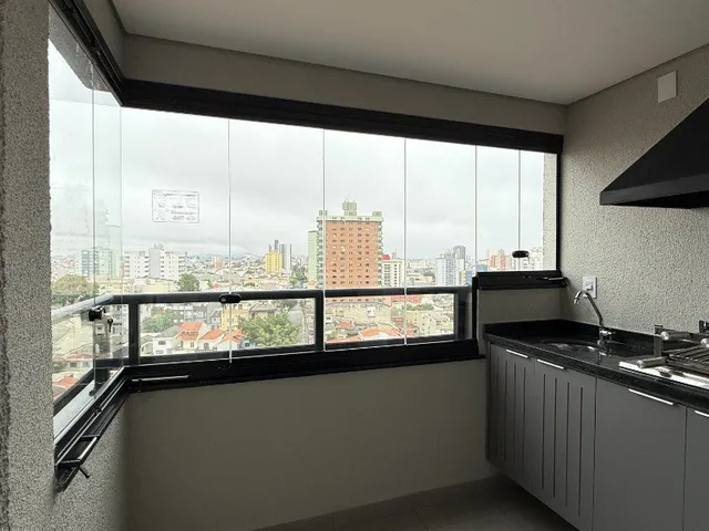 Imagem: O apartamento possui 2 Dormitórios, 1 Suíte, 2 Banheiros