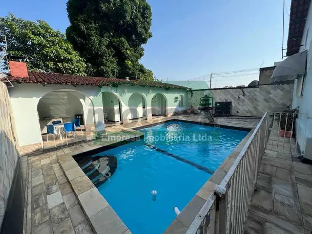 Imagem: Casa de rua Residencial / Aleixo