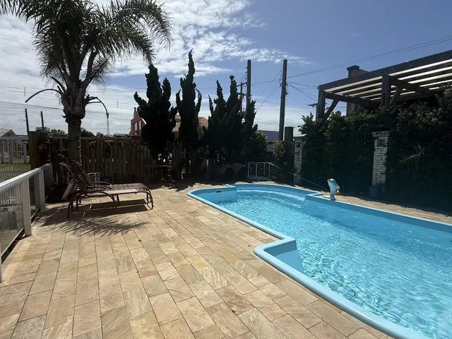 Imagem 5: Imóvel à venda no litoral, semi mobiliada com espaço gourmet, piscina, placa solar