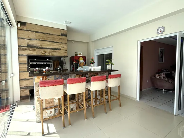 Imagem 10: Imóvel à venda no litoral, semi mobiliada com espaço gourmet, piscina, placa solar
