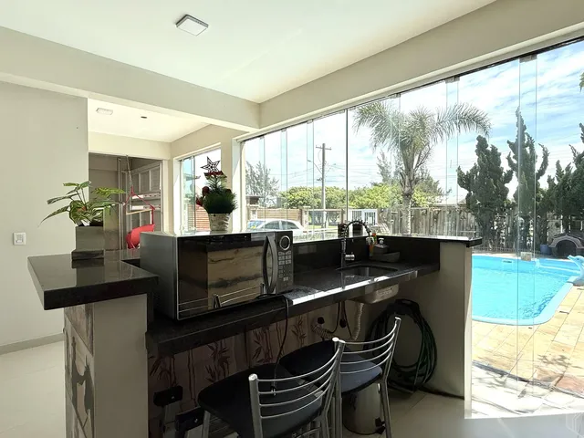 Imagem 12: Imóvel à venda no litoral, semi mobiliada com espaço gourmet, piscina, placa solar