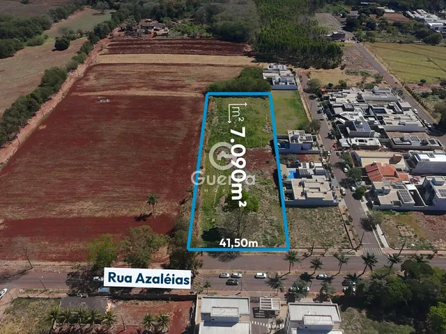 Imagem: Terreno À Venda na Rua das Azaléias Comercial/Residencial