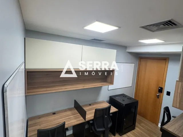 Imagem: A sala comercial possui 1 Banheiro, 1 Vaga na garagem,
